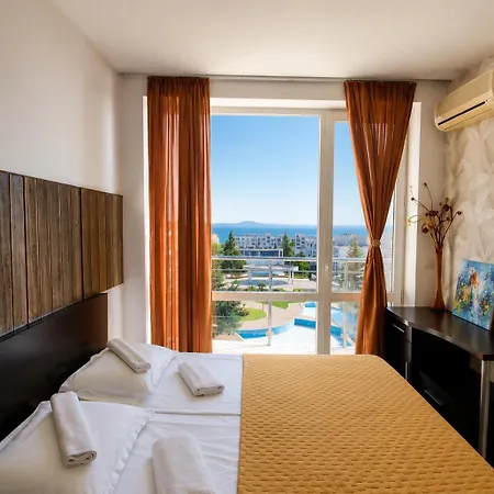 Atlantis Sea View 4* Burgas